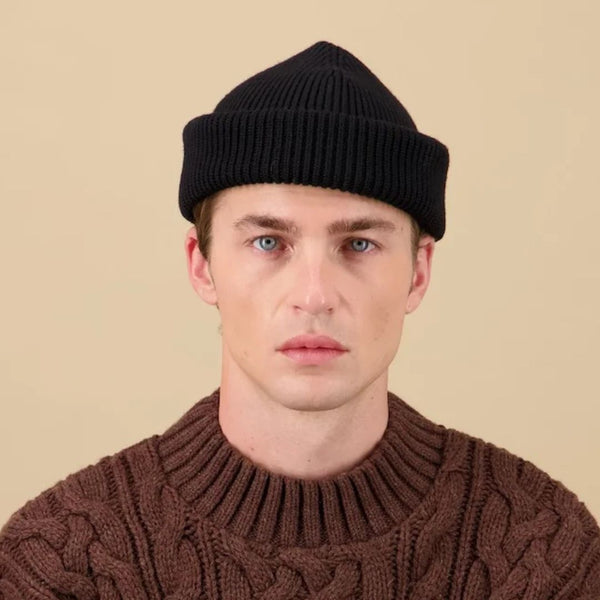 Black Ara Merino Wool Beanie